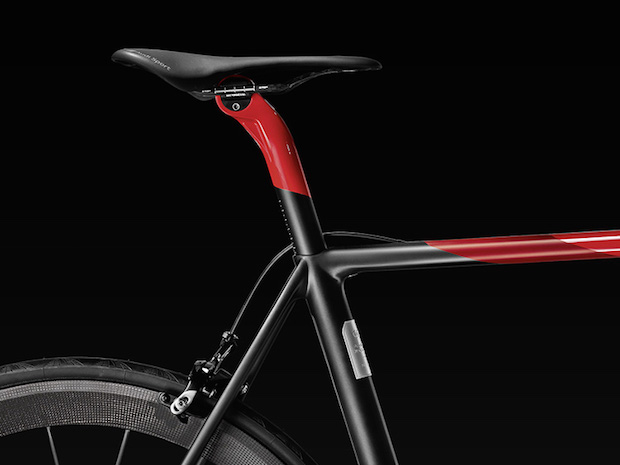 2409887665443224-audi-unveils-first-sport-racing-bike-made-of-carbon
