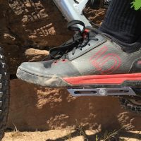 You’ll Want to Replace Your Clipless Pedals With These Innovative Flats