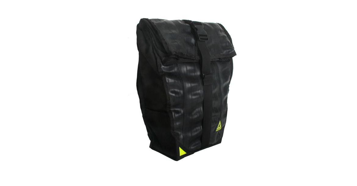 Green Guru 36L High Roller Backpack pannier Review | Gear Institute