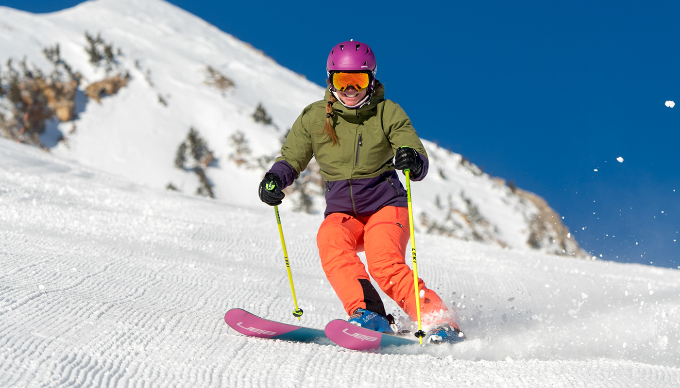 Best Womens Skis 2024 - Vere Allissa