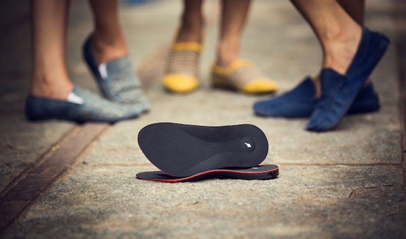 These Smart Insoles Add GPS Navigation to Your Shoes